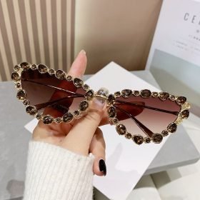 Women Retro Daimond Sunglasses